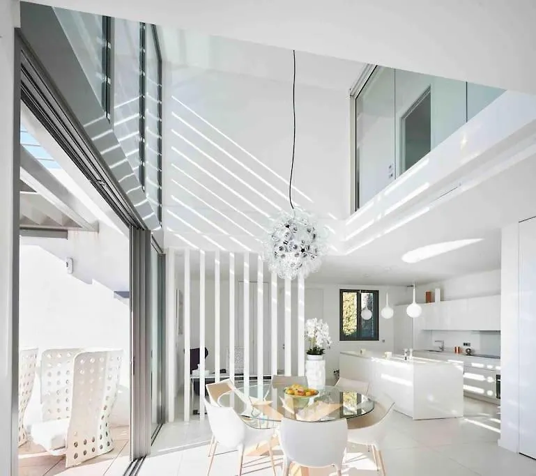 Splendid Villa With Overflowing Swimming Pool Nice 0*,  France